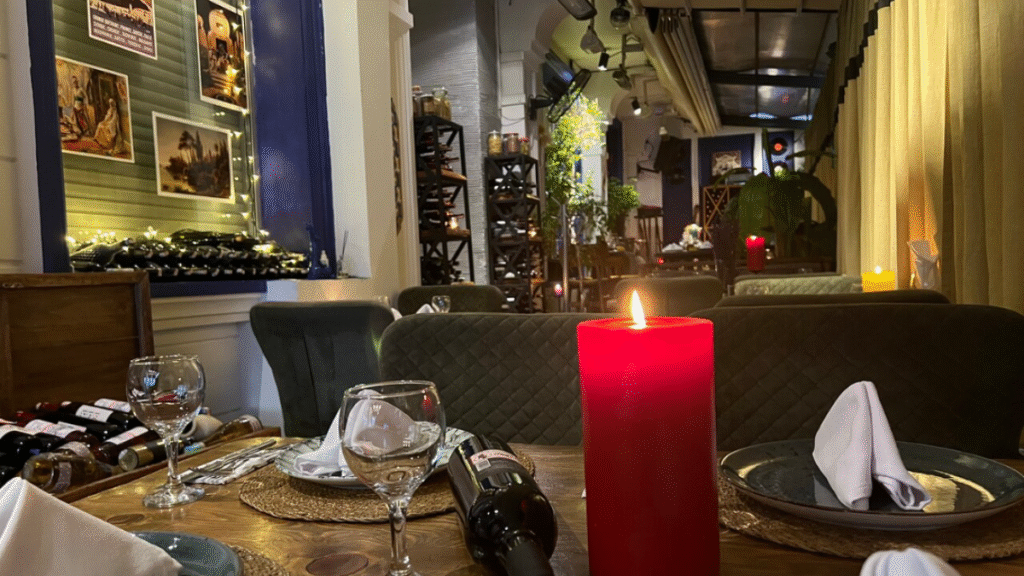 Looking for the ideal spot among alcohol restaurants near me? Discover venues that perfectly blend flavorful dishes with expertly crafted drinks, offering much more than just a meal. Whether it’s an intimate evening sipping on fine wines, a lively night out enjoying signature cocktails, or a casual gathering with friends over local brews, the right restaurant sets the tone for an unforgettable experience.